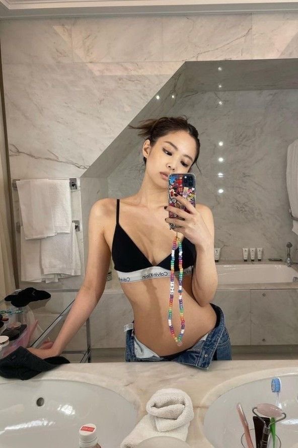 chandria tweet media