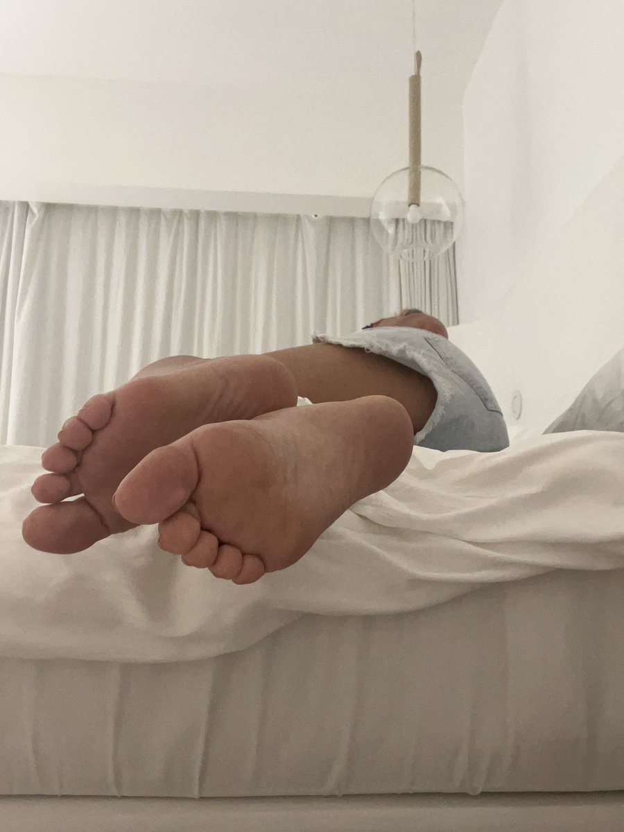 laila_095's tweet photo. @FeetFinder Hey! I have an amazing profile of feet finder! I can’t wait to meet you.. follow me! Laila_skye https://t.co/nKqIzLIhX2