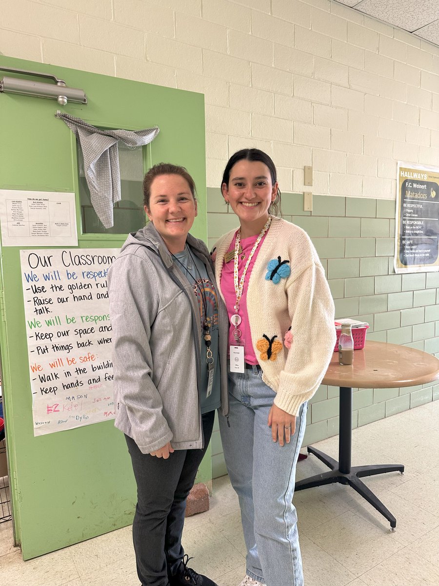 SeguinISDHR's tweet photo. @SeguinISD is #MatadorProud to welcome our Spring 2024 student teachers. 

@McQueeneyESISD Gabriella Garcia and CT Amy Styles
@JeffersonAveES Sarah Holder and CT Keith Robinson
@WeinertES Audre Garza and CT Lindsey Harder https://t.co/QSs4ClZ7ch