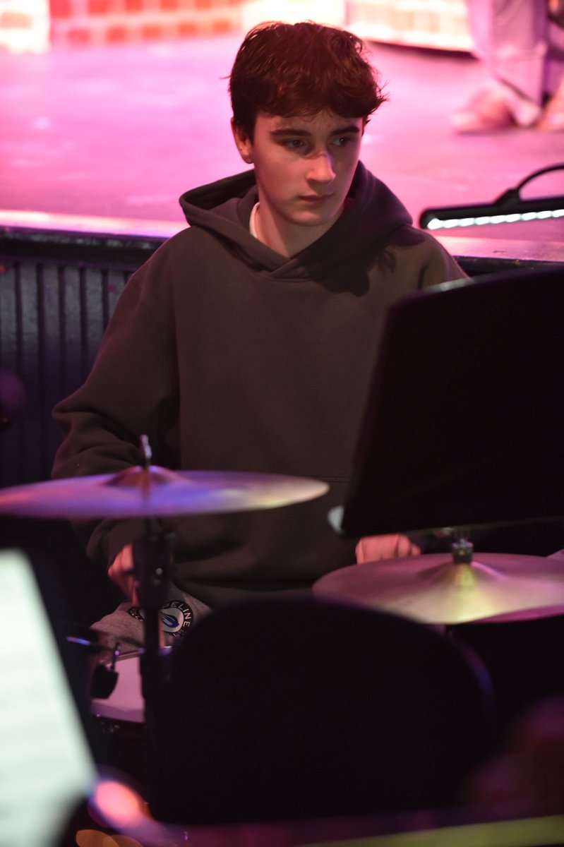 stviatortheatre's tweet image. We have another student matinee performance of LITTLE SHOP this morning! This show would not be possible without the incredible students playing in our pit band: Frankie (Clarinet &amp;amp; Sax), Tommy (Drums), Rian (Keyboard), Brendan (Percussion), Johnny (Bass), &amp;amp; Chloe (Clarinet)! 🎶