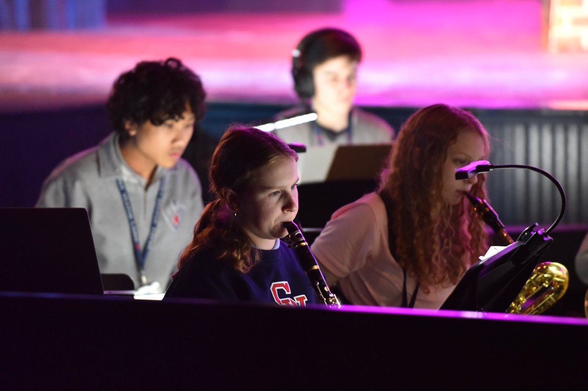 stviatortheatre's tweet image. We have another student matinee performance of LITTLE SHOP this morning! This show would not be possible without the incredible students playing in our pit band: Frankie (Clarinet &amp;amp; Sax), Tommy (Drums), Rian (Keyboard), Brendan (Percussion), Johnny (Bass), &amp;amp; Chloe (Clarinet)! 🎶