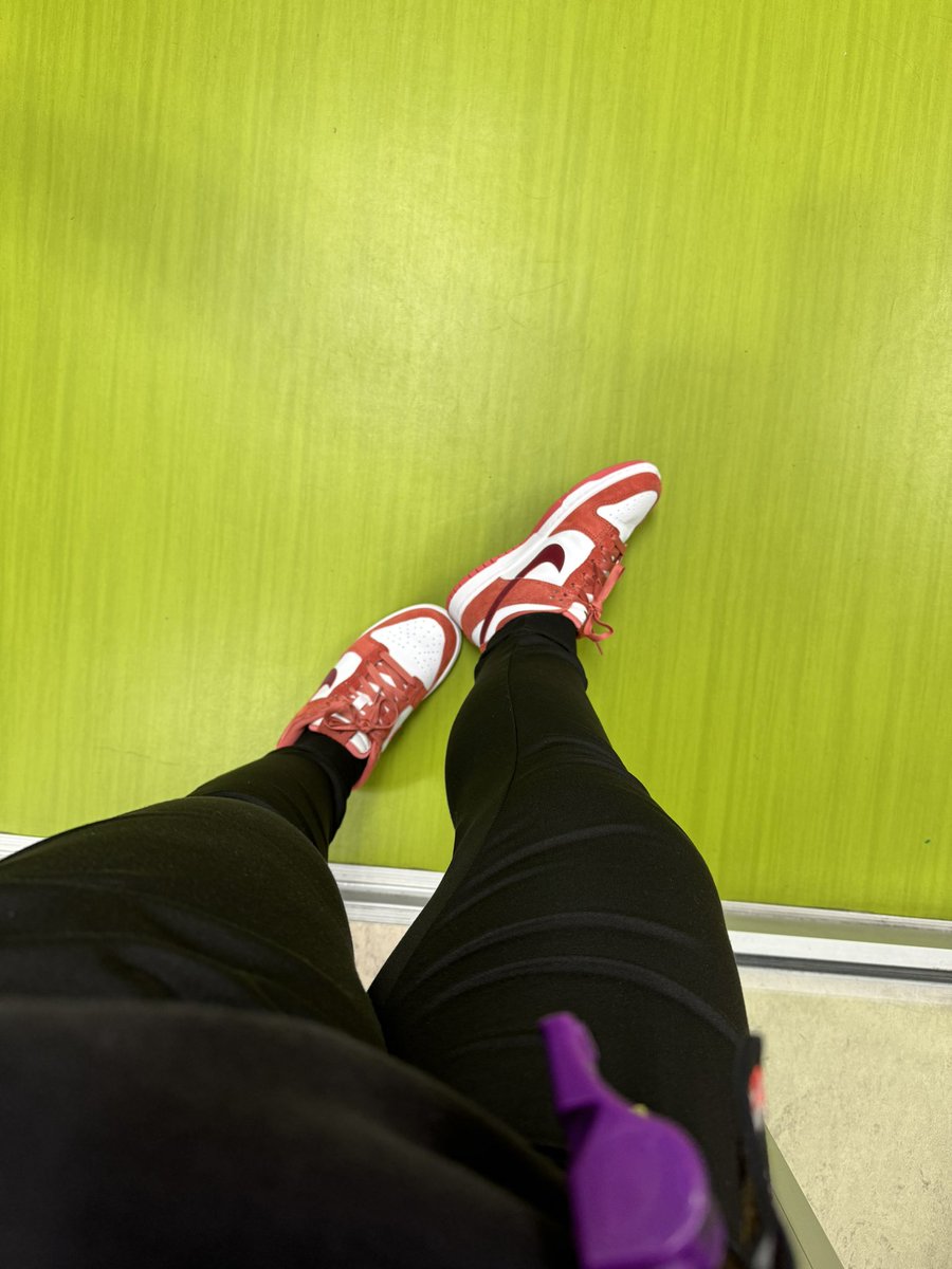 coachramirez23's tweet photo. My kicks got here just in time to wear red today for your baby boy @Carr254 ❤️💙 #WearRedForBraeden #chdawareness #CoA #BAVD https://t.co/NfNsPzebcq