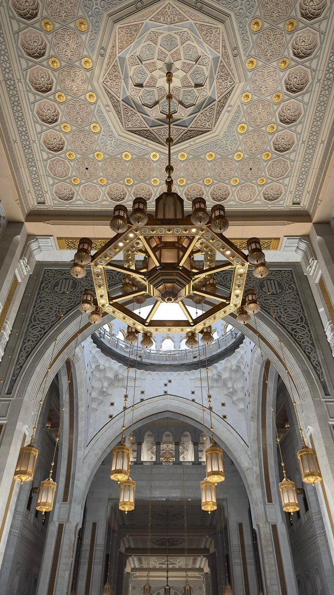 makkahregion's tweet photo. #صور 📸
.
جمال العمارة في #المسجد_الحرام 🕋
.
تصوير: هشام دادا https://t.co/5Yev5ioKT9