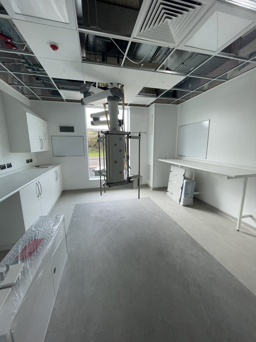 drpjdickinson's tweet photo. Perfect end to the week. Tour of the @YSTeachingNHS new Scarborough Emergency, Enhanced and Critical care build. Great progress and not long now until this transforms the care of patients on the Yorkshire Coast. https://t.co/yGWQsZkCeV