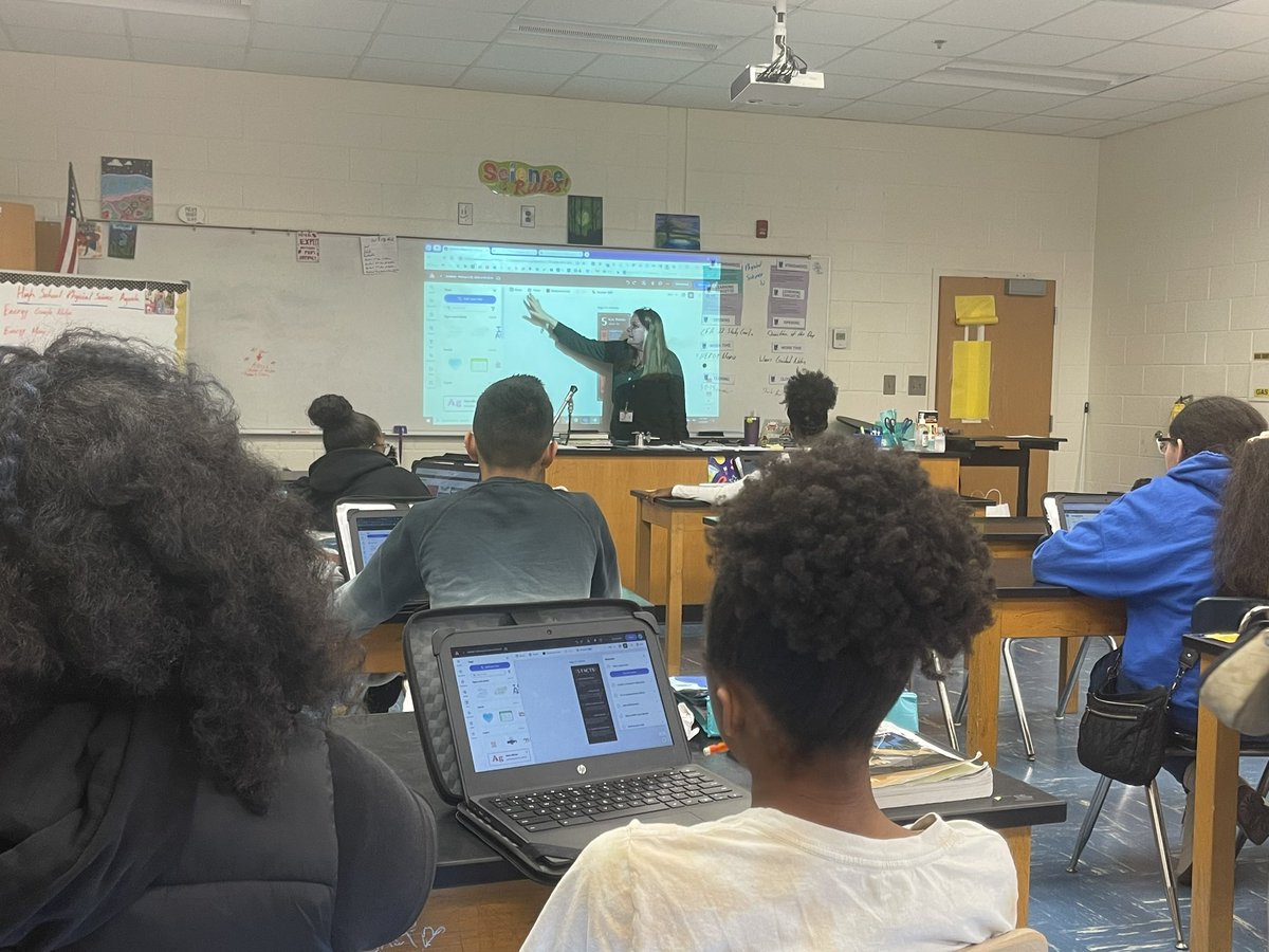 Our 8th grade scholars learned how to use Adobe Express in class to create infographics on their Force and Motion Unit. Thank you, @annarmstrong99 for offering your expertise. #WinningForArms #ClassroomCollaboration @LibraLBrittian @AOAddison_ @MajorJones_