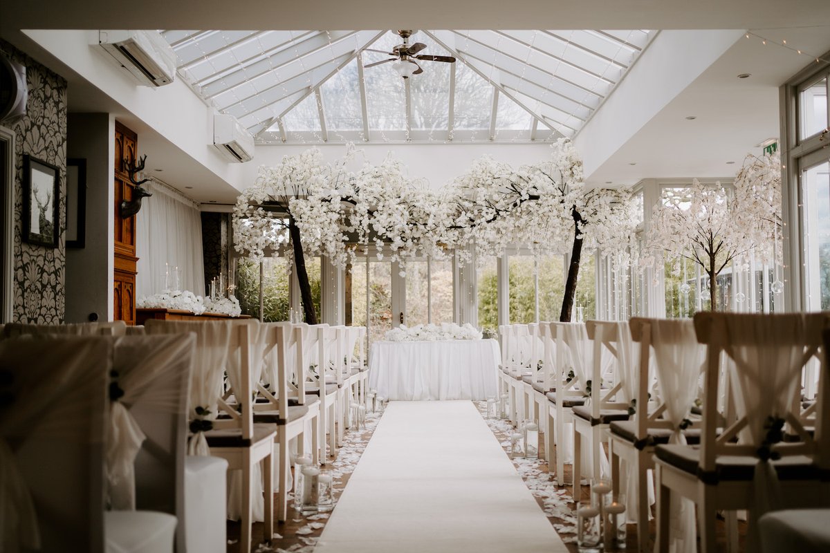 Broadoaks (@_broadoaks) on Twitter photo 💍 We have some very rare weekend wedding tour appointments available on the 10th or 11th of February. Appointments can be book through online here: bit.ly/3w3v8HK or if you prefer to email us directly, reach out to weddings@broadoakscountryhouse.co.uk 💌 💍 We have some very rare weekend wedding tour appointments available on the 10th or 11th of February. Appointments can be book through online here: bit.ly/3w3v8HK or if you prefer to email us directly, reach out to weddings@broadoakscountryhouse.co.uk 💌