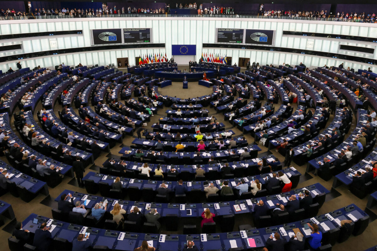 Volitve v Evropski parlament 2024 bodo potekale med 6. in 9. junijem leta 2024 v vseh državah članicah