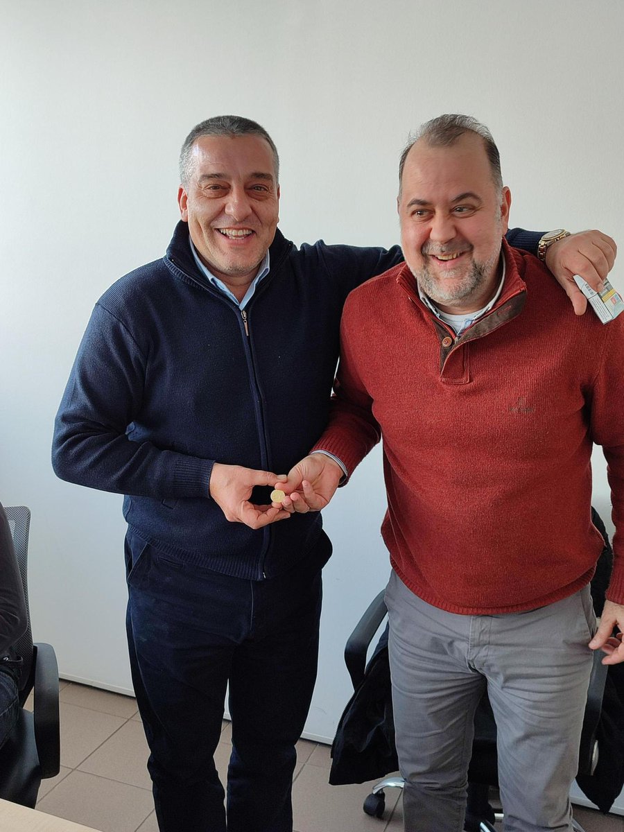 LODvalue's tweet photo. Καλή χρόνια LOD με υγεία και επιτυχία!
Kαλή χρονια με υγεία και ευτυχία και στον τυχερό της εταιρείας μας Κώστ�� Βλαχάκη!
@LoukopoulosD @GeorgeZachariadis @ManolisPapadopoulos @SofiaMaragou @ssamartzis @LambriniDespotaki @JohnPomonis @kvlachakis @PeppaDimitra 
#LOD #lodmobile #erp https://t.co/VavebFQcZP