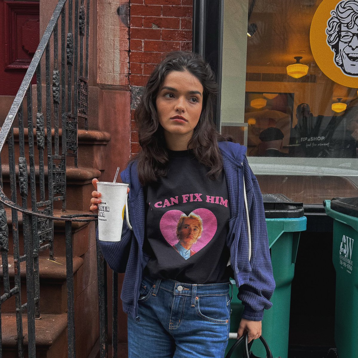 imagine seeing THEE lucy gray baird walking around with an “i can fix him” shirt