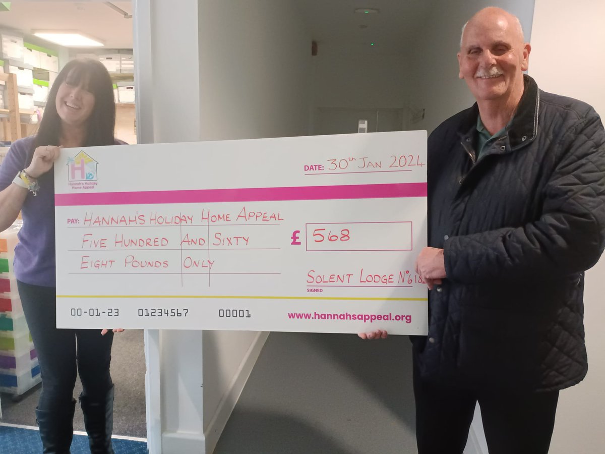 Had a lovely visit yesterday from Tom Jones Solent lodge No. 6182 with a very generous cheque from their lodge.
Many thanks Gentlemen this will put lots of big smiles on lots of little faces 📷📷