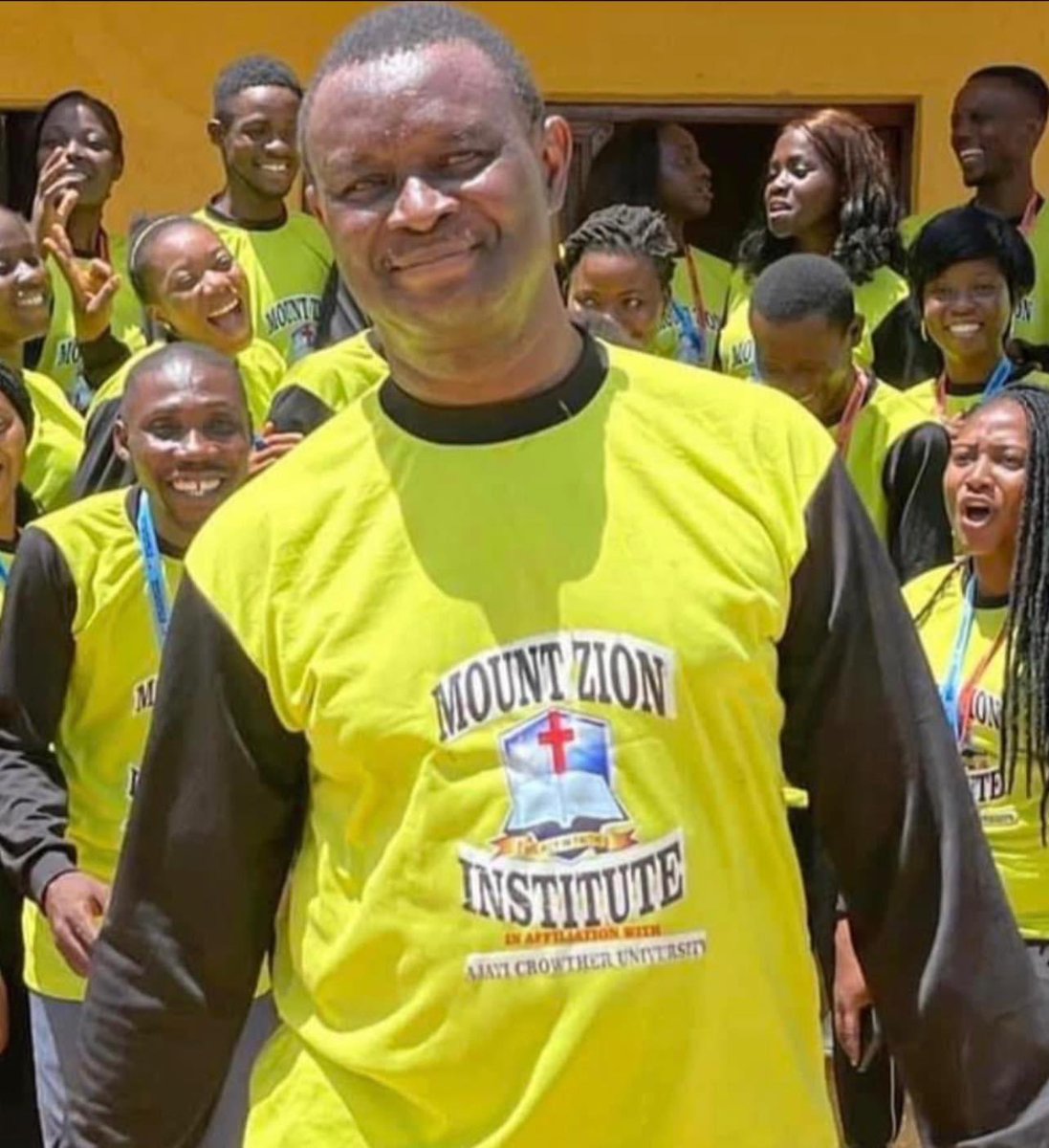 mikebamiloye's tweet photo. I DONT DO FAITH-BASED MOVIES. I DO CHRISTIAN MOVIES. 

I am not apologetic or diplomatic about my ministerial profession. I do pure, concrete and undiluted straight forward , non-immoral and violent-free GOSPEL FILMS  for Salvation of Souls and Revival of rhe Body of Christ. 
Unapologetic! 
Undiplomatic!
Pure Gospel Movie - Pó-m-bélé!
Where those who dont believe in Jesus Christ as the Son of God will go to Hell Fire 
And those who accept Jesus Christ as their Lord abd Saviour will have Eternal Life and go to HEAVEN! 
Pure and Simple…..Chikenna!