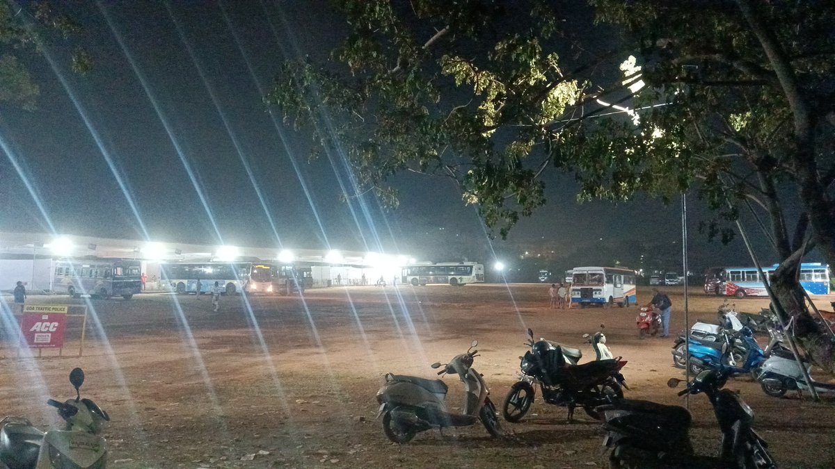 whomustafeez's tweet photo. @DeeprajB012 Shitty camera but yes https://t.co/bTg27nyok0