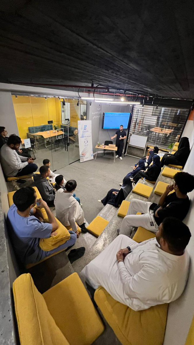 ياسـر tweet media