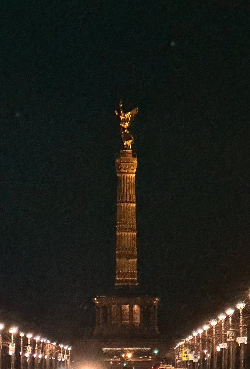 SUMIN_FR_FAN's tweet photo. ⚪️ |「𝐓𝐑𝐀𝐃𝐔𝐂𝐓𝐈𝐎𝐍」

« Berlin.👍👍 
J'étais tellement heureux. 
Revoyons-nous la prochaine fois.»

🔘| https://t.co/lrHpIlHIlc

⸺

#SUMIN #CHOISUMIN #수민 #XIKERS 
#2NDMINIALBUM #HOUSE_OF_TRICKY #HOW_TO_PLAY https://t.co/vjkerZOW1Q