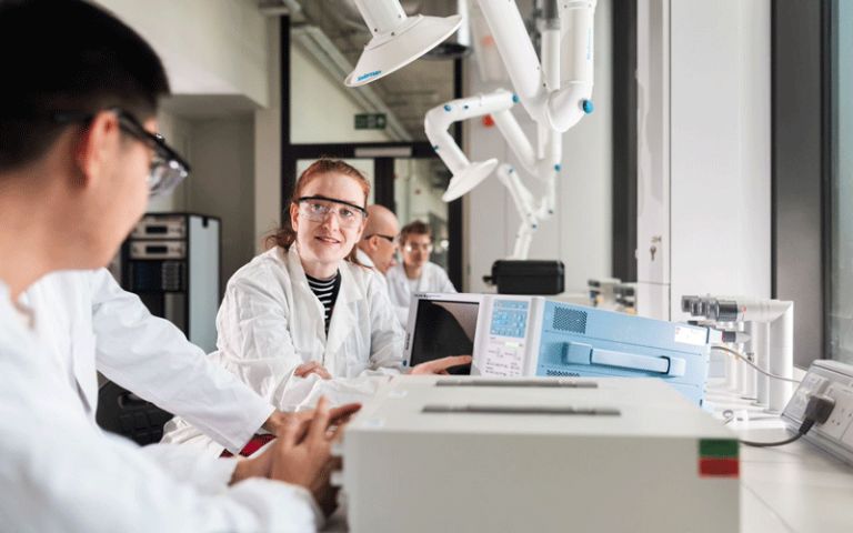 uclchemeng's tweet photo. Join our Advanced Propulsion MSc #GraduateOpenEvent @uclchemeng on 5 Feb at 10 AM.
The MSc will train the next generation of engineers and scientists to address the challenges of Net Zero in the areas of batteries, fuel cells and electric machines.
➡️ https://t.co/vUElrXUg1w https://t.co/FXD9MYFvZQ