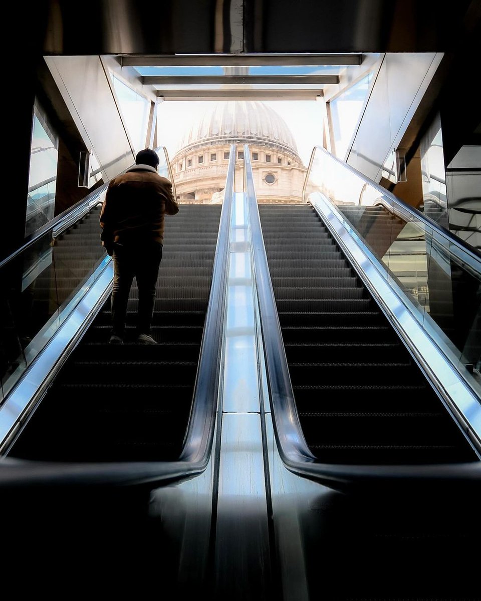Did you know we have London’s iconic landmarks on our doorstep? 👀

With <a href="/StPaulsLondon/">St Paul's Cathedral</a> and <a href="/Tate/">Tate</a> very close by, you’ll find that we're the perfect destination to shop, dine and relax before you explore the city. (If we do say so ourselves! 😉)

📸 [IG: cityboy_photography]