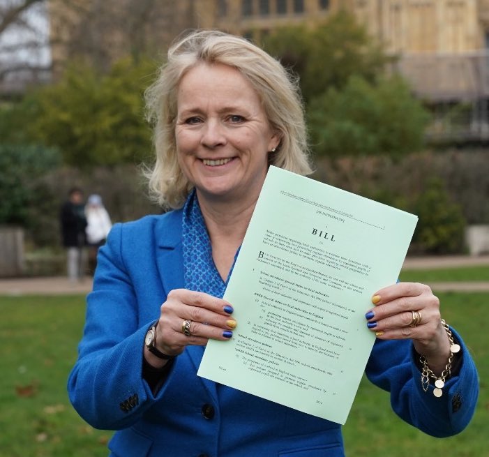 Delighted my private members bill on school attendance passed 2nd reading in @HouseofCommons today Schools & local authorities will need to follow best practice, work together &help get missing childen back to school - its so vital for their futures Thankyou to all who helped!