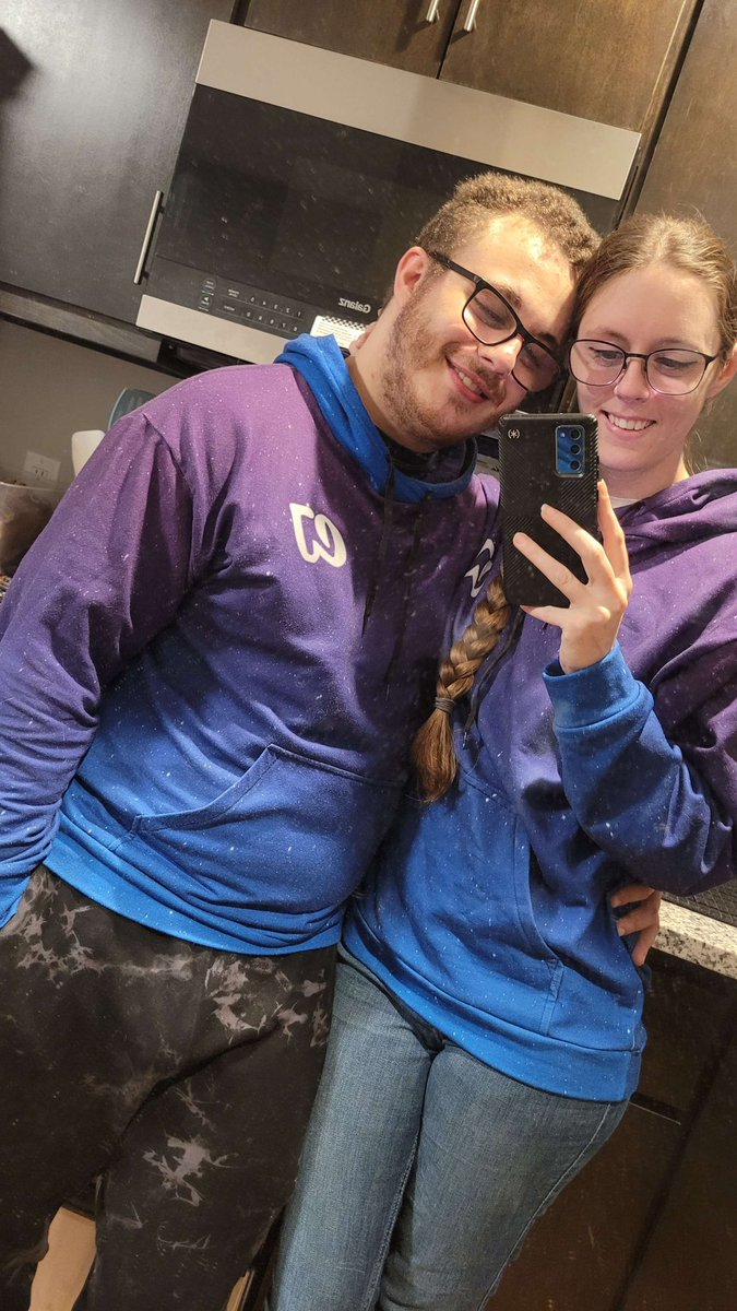 CJBullerr's tweet photo. Happy 1 year to this one☺️💜 https://t.co/Vb5VfzBVuv