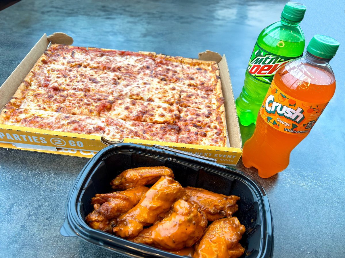 Happy Groundhog Day!! Enter now to win a $100 Gift Card to Ledo Pizza!! 🤩

TO ENTER:
1️⃣ Retweet this post &amp; follow us <a href="/LedoPizza/">Ledo Pizza</a>
2️⃣ Leave a comment under this post and tag a friend!! 👏