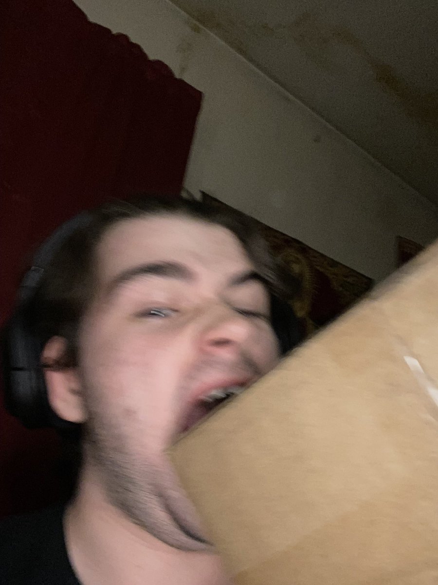 ☀️ Ditto fam,

Who else miss these days? 

I know I do 🙋🏻‍♂️ 

Freeze eats stream when?

#FreezeAndCandiceSittingInATree