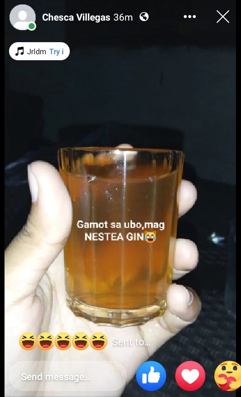 jerlarevalo_28's tweet image. Magkaibang mundo pinag-isa ng tagay. 🍻😅
