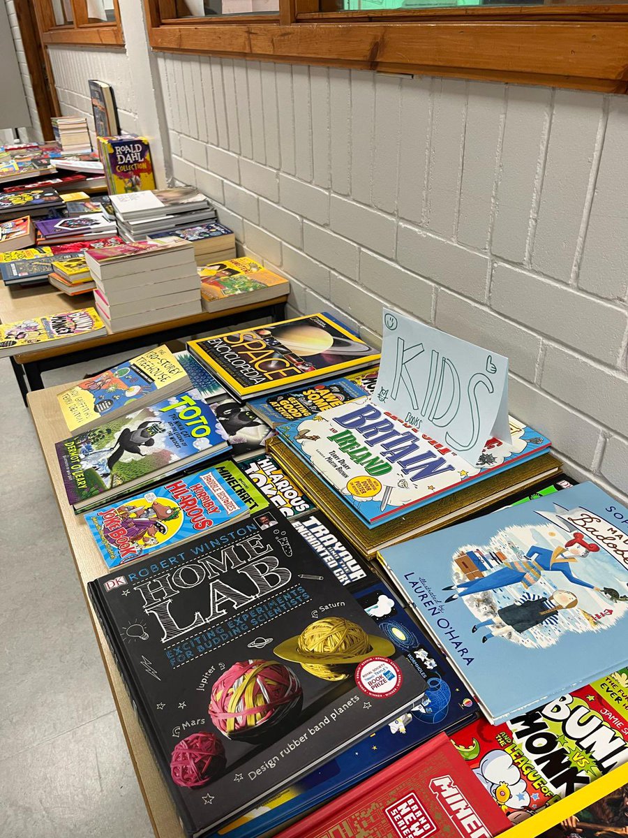 InvyEnglish's tweet photo. Yesterday we were delighted to host our first 'Embracing a Reading Culture' evening in the English department. Thank you to all the parents, guardians and young people for coming along! #readingschools #ichs #scottishbooktrust #readingmatters https://t.co/HvQQqqPEbv