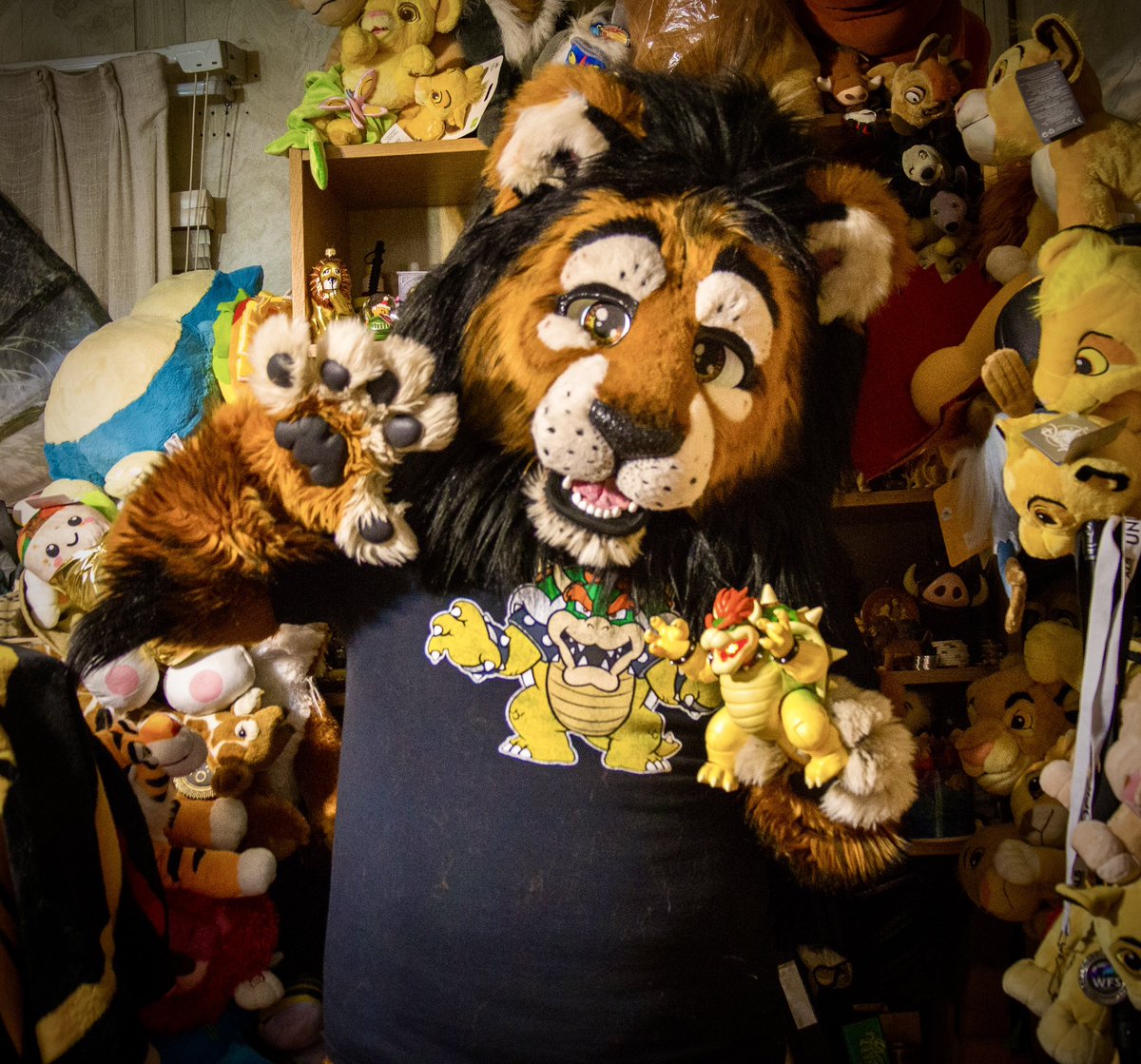 kijani_lion's tweet image. Picked up an epic Bowser action figure from #SuperMarioMovie just in time for #FursuitFriday!
16 points of articulation AND he breathes fire 🔥🔥🔥
From the video games to cartoons/comics, I grew up on Mario. The Koopa King is one of my favorite anthro characters EVER ❤️
