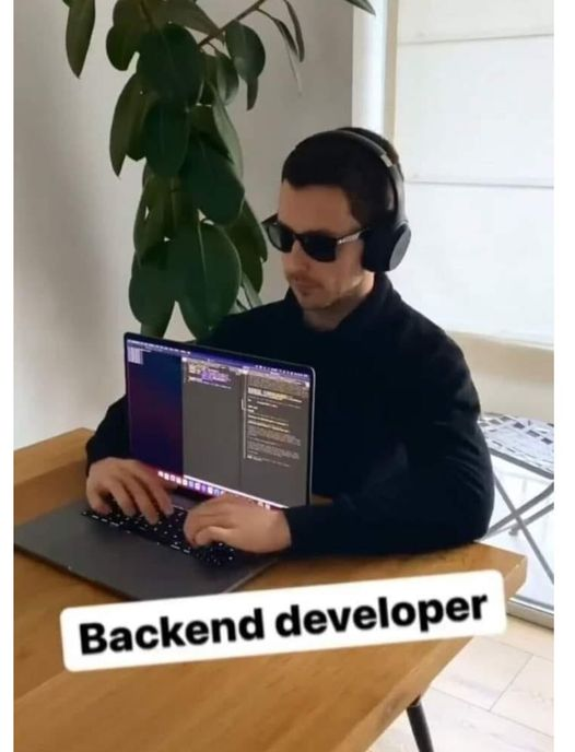 daboigbae's tweet photo. back end programmer https://t.co/flxOOKUzFF