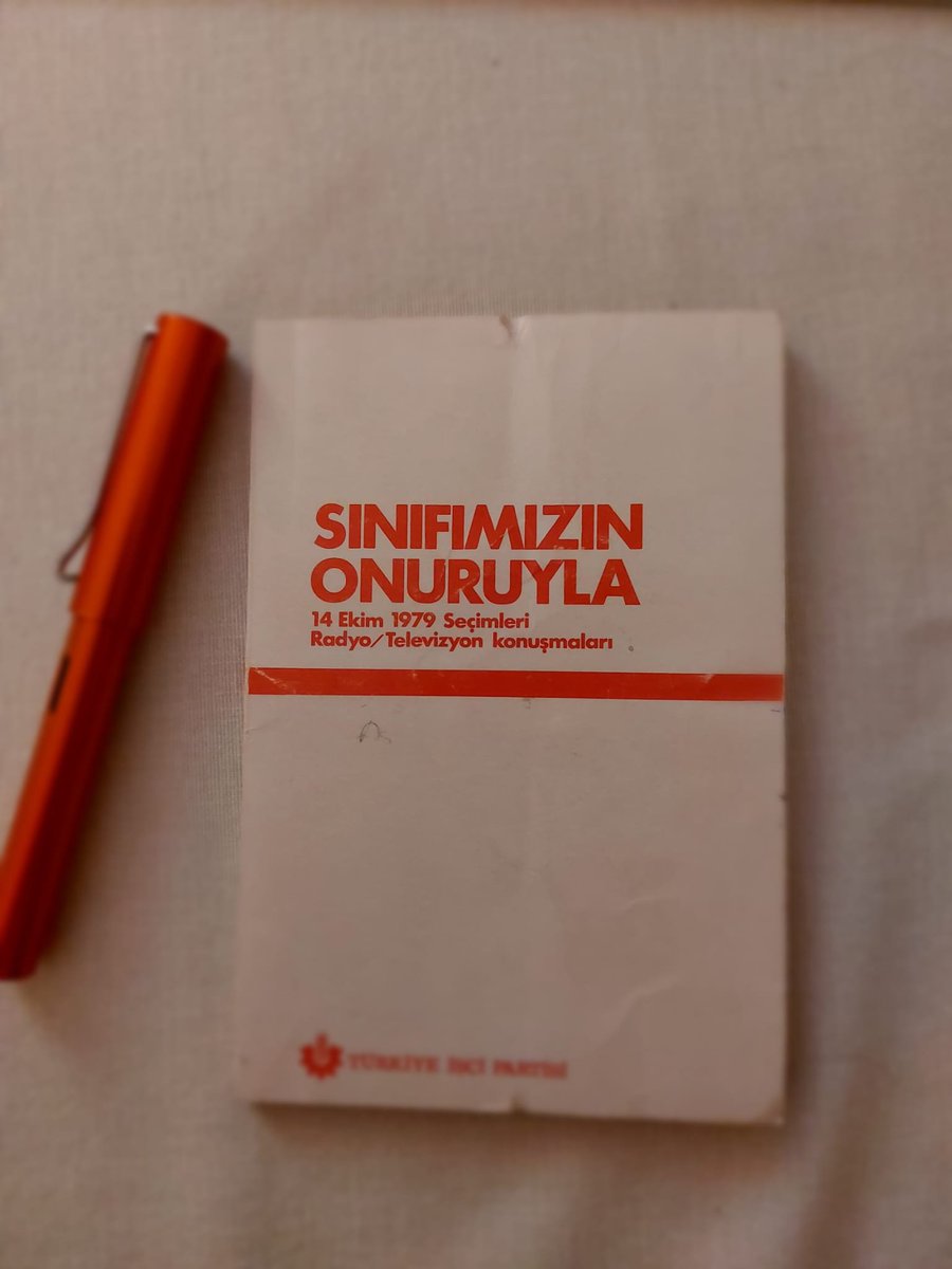 100yilinSecimi's tweet photo. Bugün gelenlerden... "Sınıfımızın Onuruyla: 14 Ekim 1979 Seçimleri Radyo/Televizyon Konuşmaları", Türkiye İşçi Partisi... Kasım 1979, TİP Yayınları No: 28. https://t.co/0igv0gtZGp