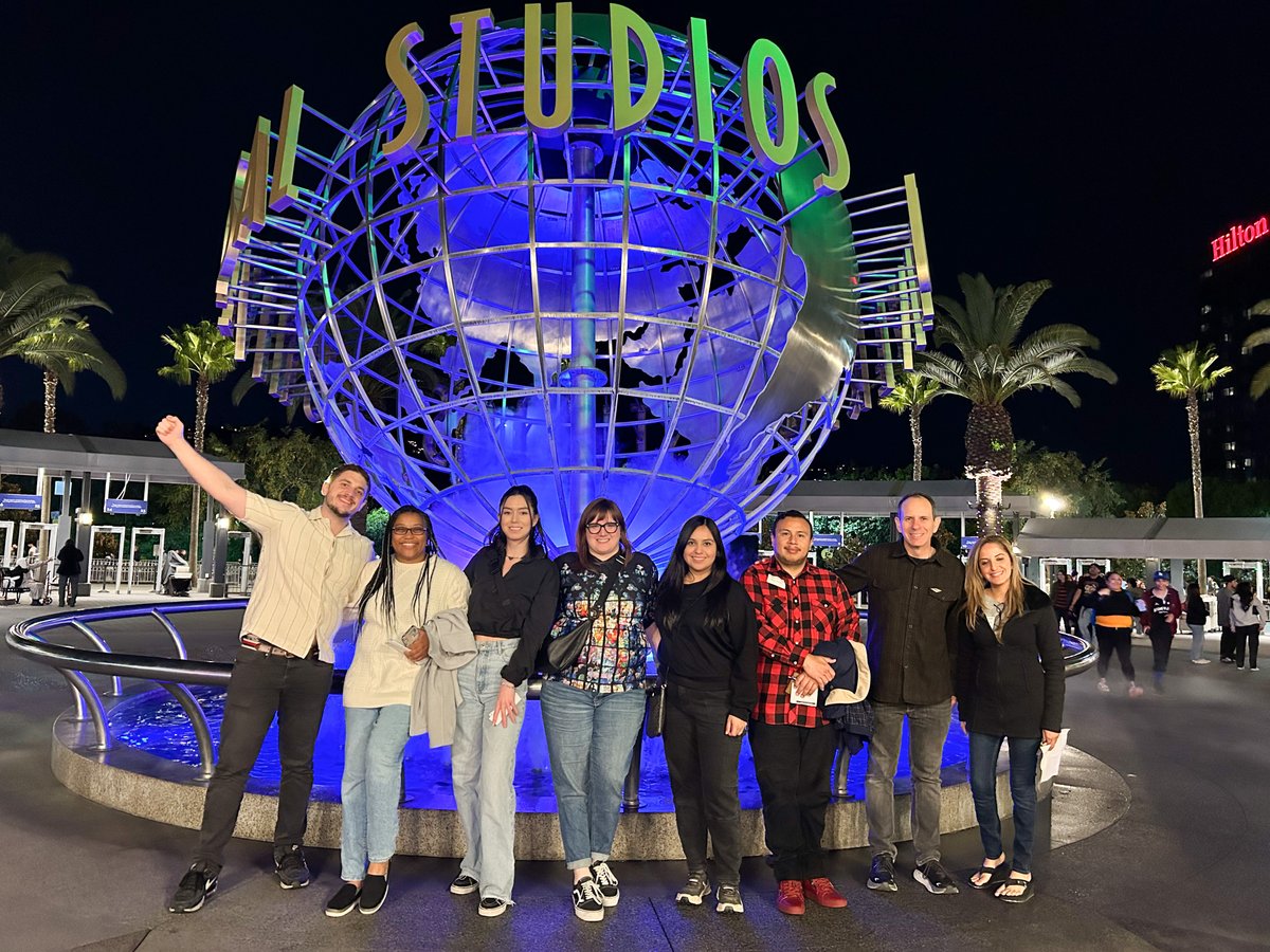 ucdavisbusiness's tweet photo. Aggie MBAs in SoCal! Scenes from our recent Leading Teams and Collaboration Residential, with visits to @UCLA and @UniStudios. @UCDonlineMBA #OnlineLearning #TeamDynamics #FridayFun https://t.co/Yj0Wc3LRLt