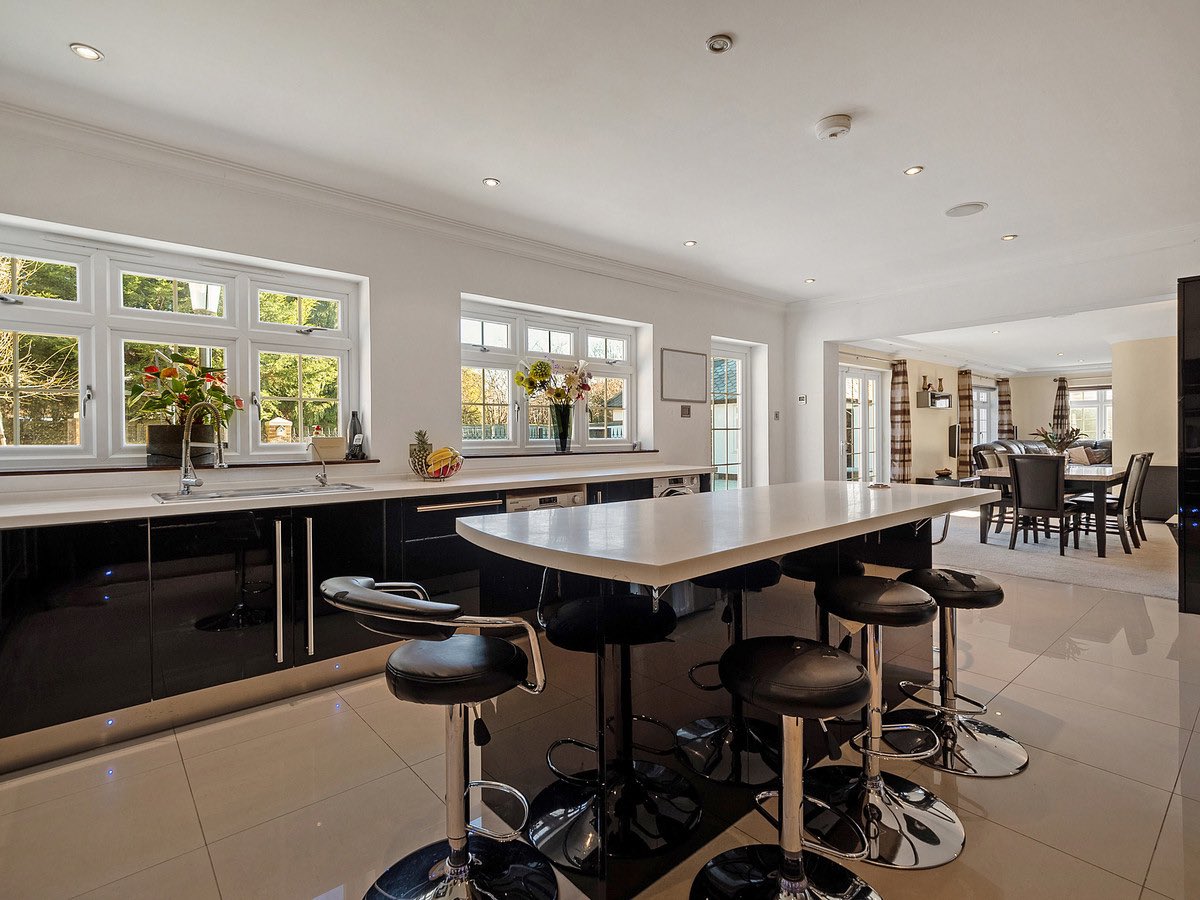 Damion Merry tweet media