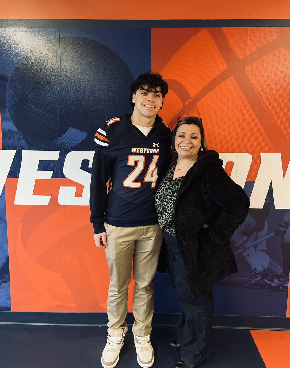 JDHarrison0407's tweet photo. A special thank you to @WestConnFB for the amazing visit! Had a great time touring the campus and meeting the staff. @CoachCrowley1 @kjonesNFL @CoachCirino21 https://t.co/4MS8SoV2gF