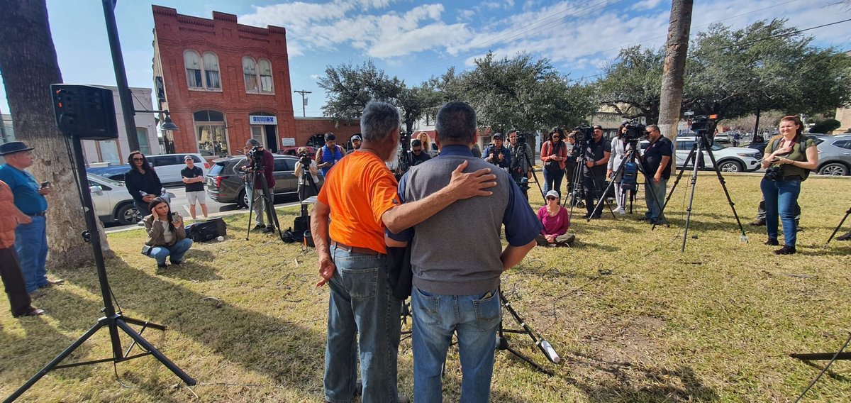 Presente.Org tweet media