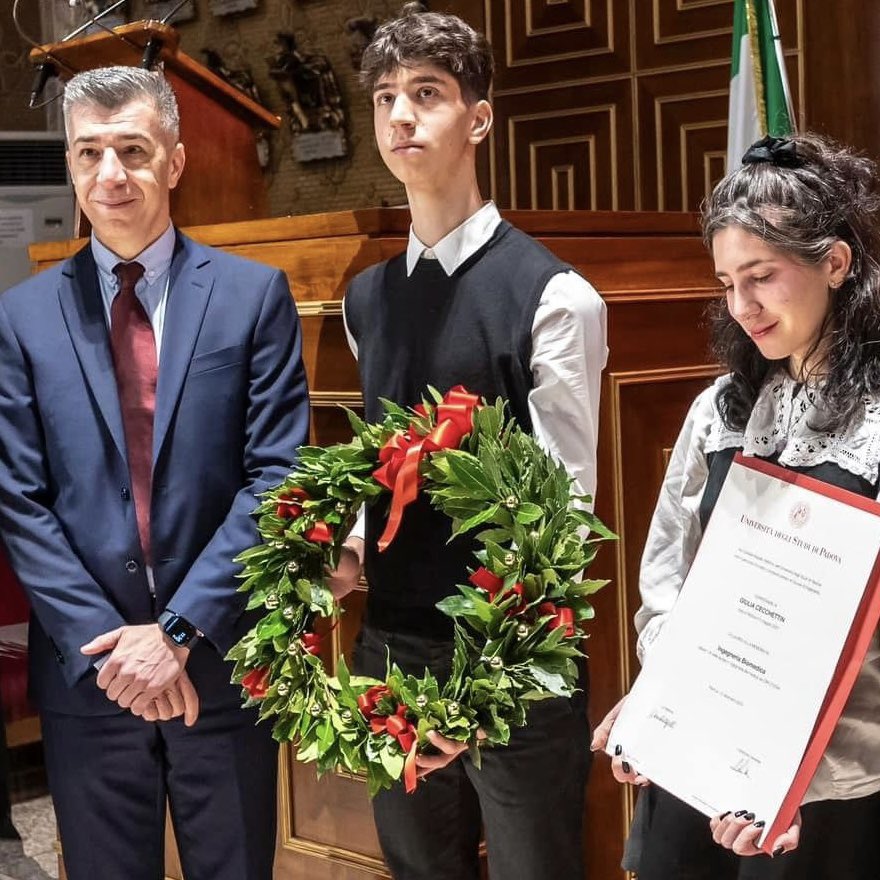 Oggi è stata conferita la laurea alla memoria a Giulia Cecchettin 💔#GiuliaCecchettin