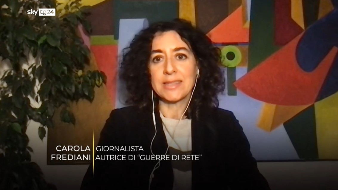 PazzoPerDomani's tweet photo. Ieri a #IdeePerIlDopo su @SkyTG24 con @GiuDeBellis e Luciano @Floridi riguardo a “Intelligenza Artificiale: Conflitto” insieme a @BertuzLuca e @MarcRotenberg c’era anche @CarolaFrediani, qui la puntata integrale: https://t.co/GMD88Rt5uv https://t.co/altuNy6mwQ