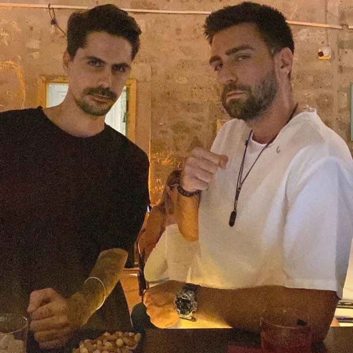 hc_off1's tweet photo. من ستوري اوزكان يدعم تشاغلار 🔥(تجاوز لعبة مثيرة للإعجاب)
#ÇağlarErtuğrul https://t.co/mj0DJpu0m1