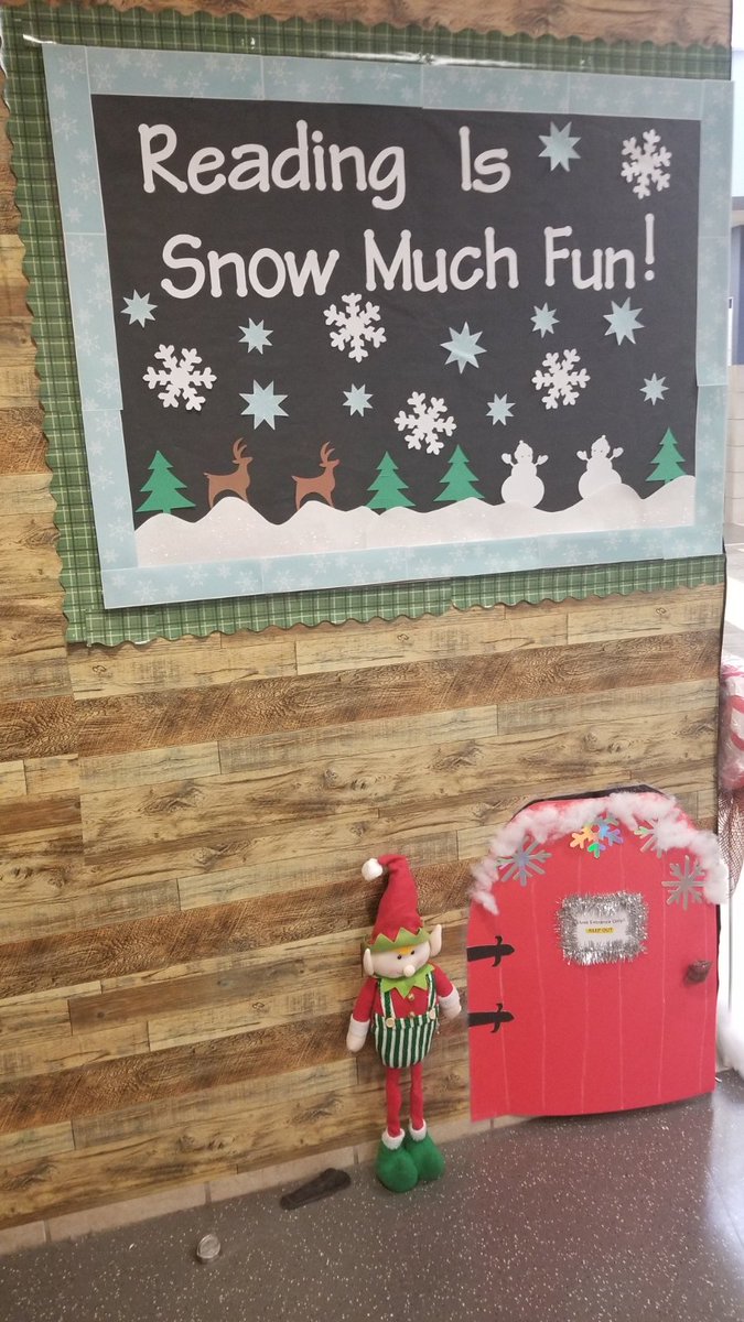 bookyourtime's tweet image. There's the bulletin board pic!! Thanks to hubs for building me a mailbox for my winter display! BTW the Grinch is still a little Grinchy.