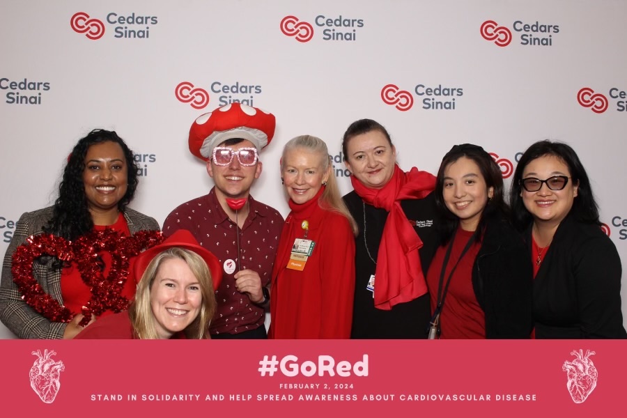 Celebrating National Go Red for Women Day at the @WomensHeartCS. 💃🫀 Let's continue the good work of raising awareness, reinforcing prevention, improving treatment, and moving research forward! 💪🫶