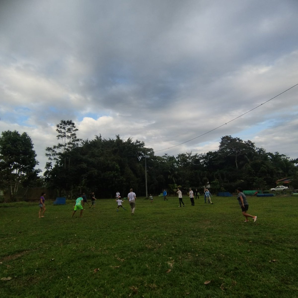 Camp_CostaRica's tweet photo. Hi everyone!
During this week we have the visit of a group of students from the Laurel Springs School🤗
Do you want to see the highlights of this trip? 🦜🌞🌳 @CampsInt
#PartneringWorldStrides #DoSomethingAmazing #CampsEffect https://t.co/mI67pvMtXo
