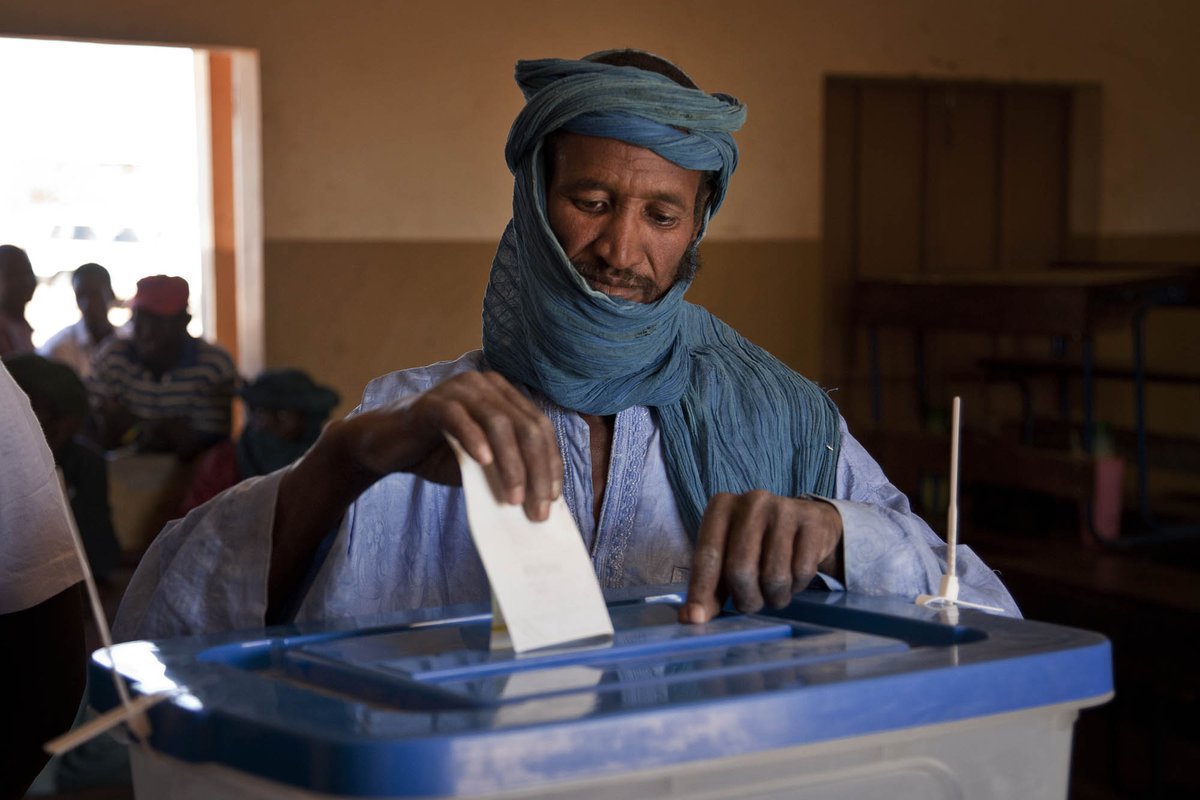In about 20 countries that will or may hold elections in 2024, the @UN system — in particular @UNDPPA, Department of Peace Operations & @UNDP is providing technical assistance. Read the role of UN Electoral Assistance in strengthening democracies. 👉dppa.medium.com/the-role-of-un…