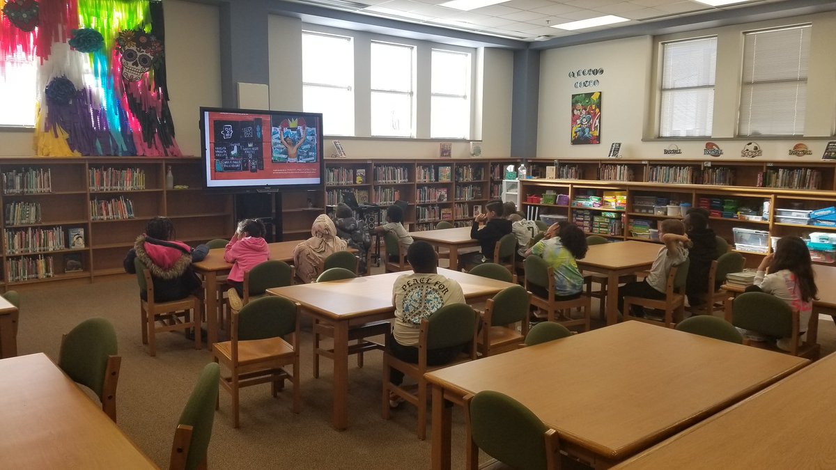 bookyourtime's tweet image. Collaborating with the Art teacher to learn about Jean Michel Basquiat!