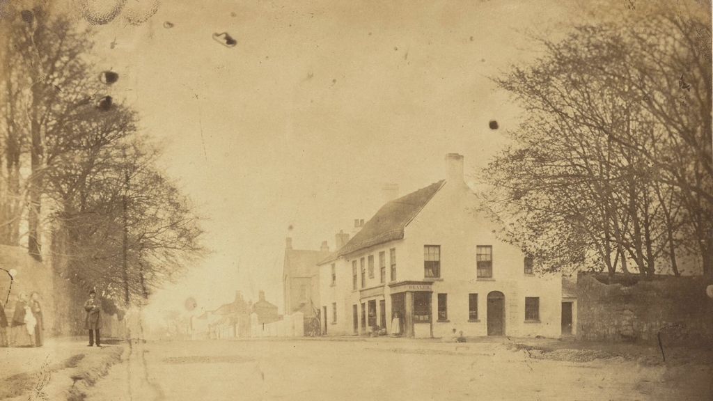 #FlashbackFriday to ye old Drumcondra village, taken circa the 1850's⁠ ⁠ This is likely one of the oldest photos of Ireland ever taken, as photograph had only been invented a few years prior ⁠ ⁠ 📷 via archidub1