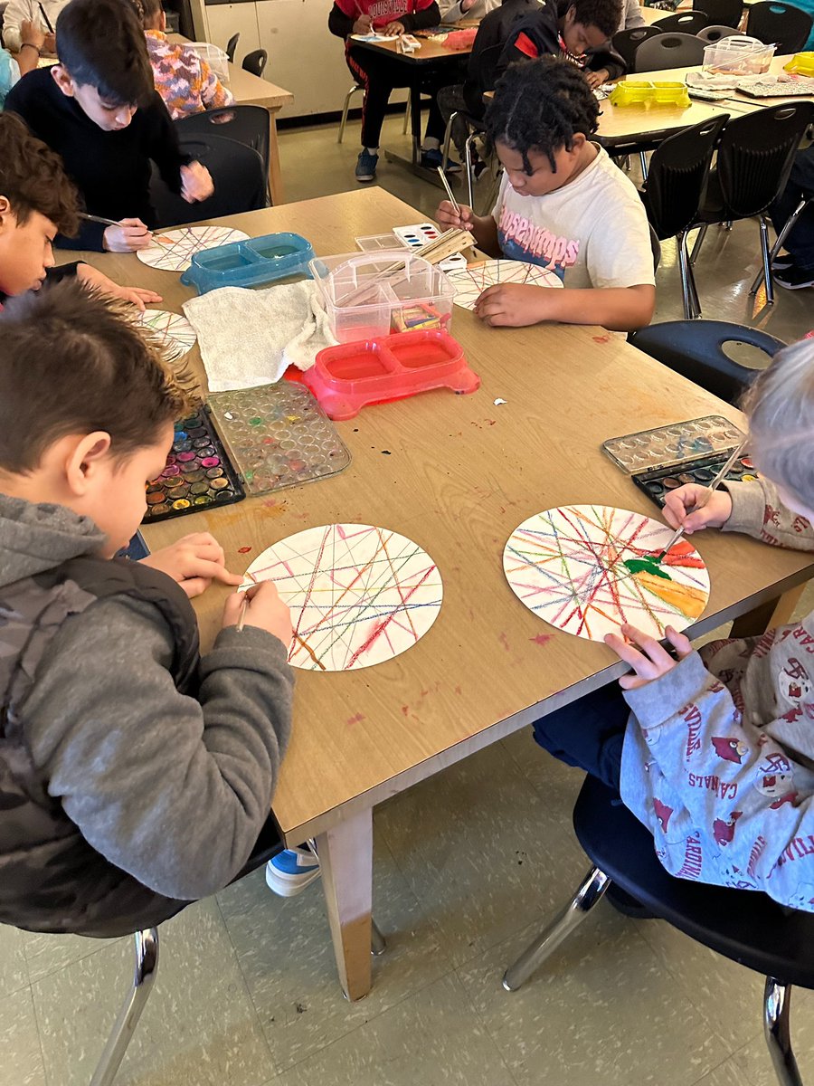 Mrsyoungcreates's tweet image. What words could inspire change if we read them everyday? Our 4/5 graders came up with a pretty fantastic list of words. We turned them into a #WordArt and added them to our paintings inspired by @TheAmandaGorman’s #ChangeSings #BlackHistoryMonth #inspirechange @GutermuthES