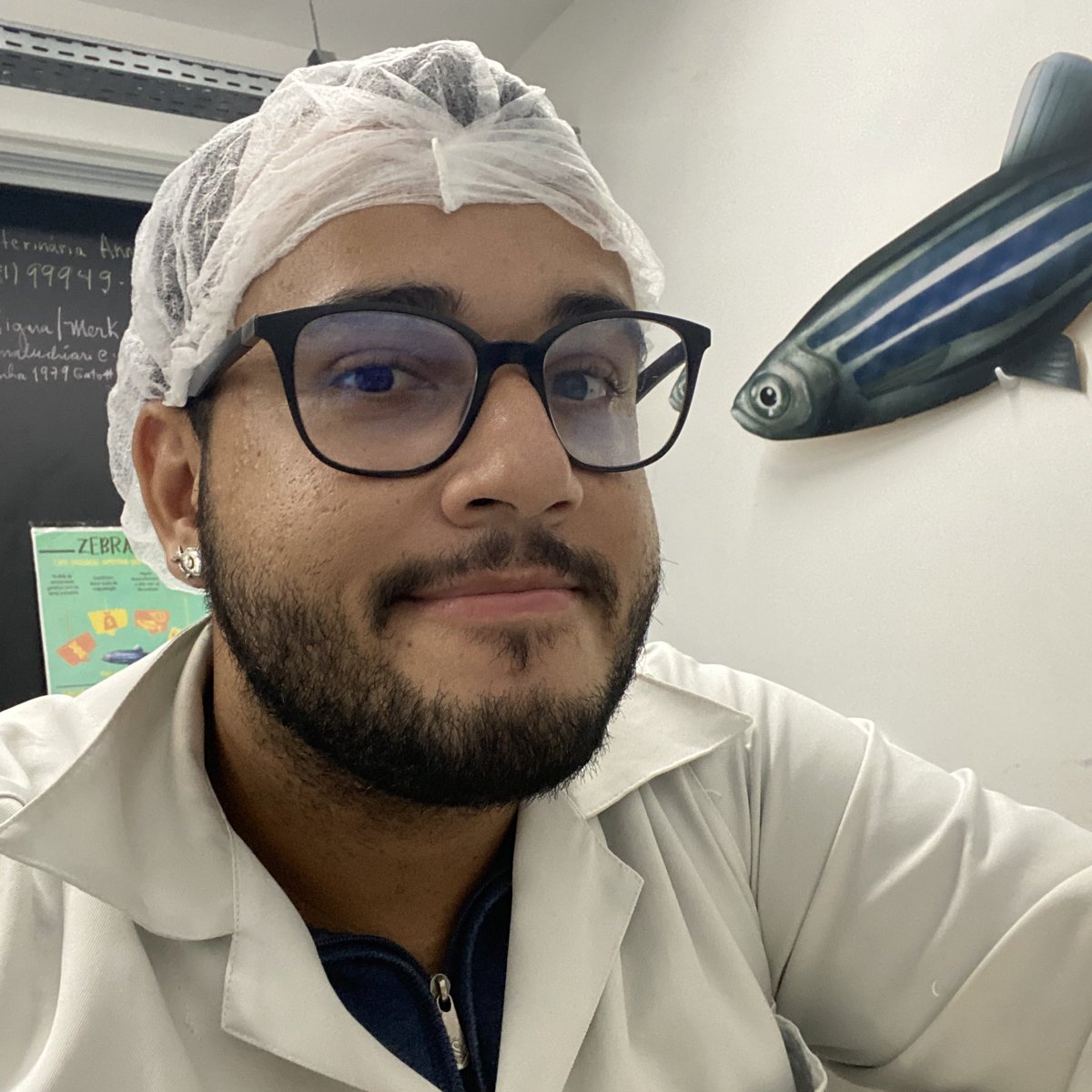 meriofilho_'s tweet image. diazinho com filmagem de teste de comportamento 🐟🧠🎥

#zebrafish #daniorerio #fishlab #science