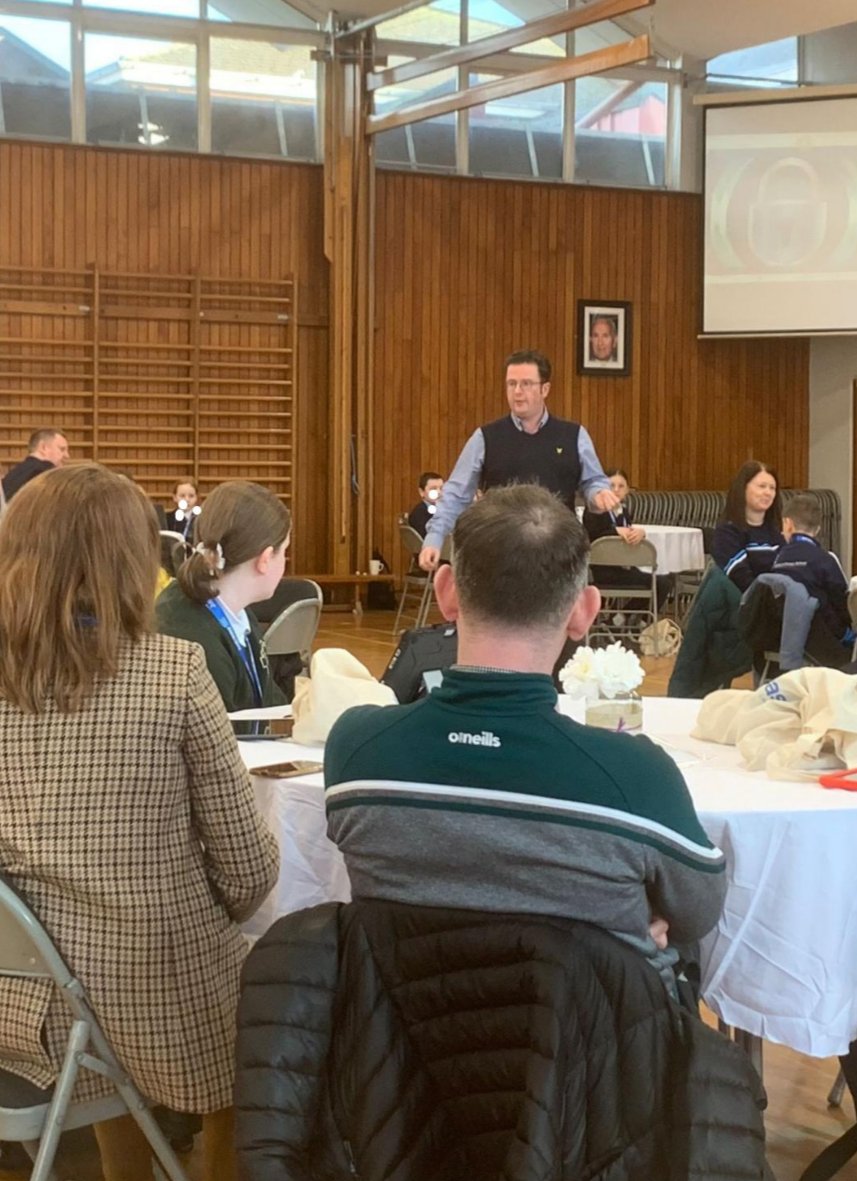 Chris Robinson tweet media