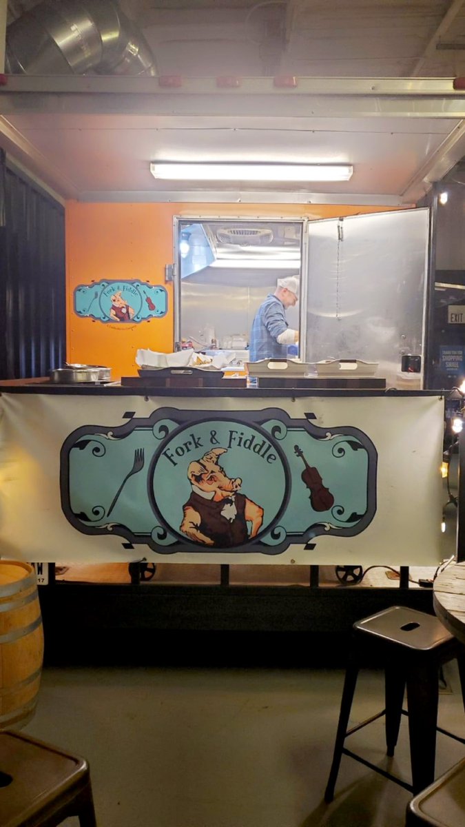 Fork_and_Fiddle's tweet image. We made it to February, and the groundhog says spring is on the way! Let’s celebrate! We’re prepping up the party for you tonight at Edwin Coe Spirits! Food truck is open Friday 5-9pm and Saturday 4-9pm! See you soon! #forkandfiddle #IndoorFoodtruck #followthatbigorangetrailer