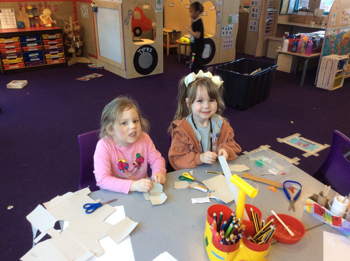 LauraShore6's tweet photo. In Health and Wellbeing today the children have really enjoyed getting creative, making things out of junk modelling and exploring the classroom. #joeyseyfs #joeyshealthandwellbeing @stjs_staveley https://t.co/Qkt4NpGoHk