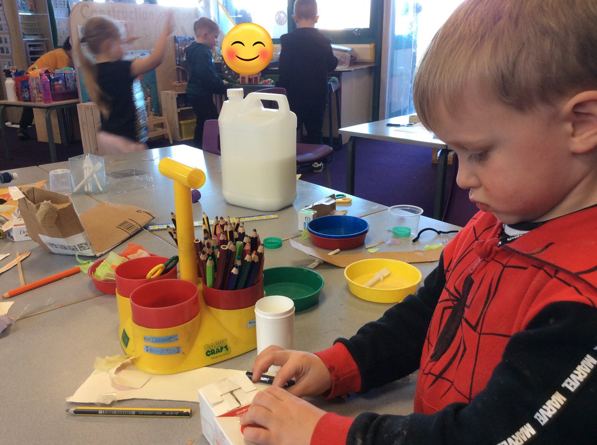 LauraShore6's tweet photo. In Health and Wellbeing today the children have really enjoyed getting creative, making things out of junk modelling and exploring the classroom. #joeyseyfs #joeyshealthandwellbeing @stjs_staveley https://t.co/aAy51TdCta