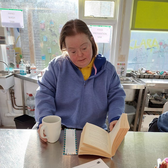 Who doesn't love a good classic! The book club have been really enjoying  'The Railway Children' by E. Nesbitt. This book isn't the only classic these book lovers have enjoyed, they've read a whole host of amazing books. Anyone have any suggestions for their next read? #bookclub