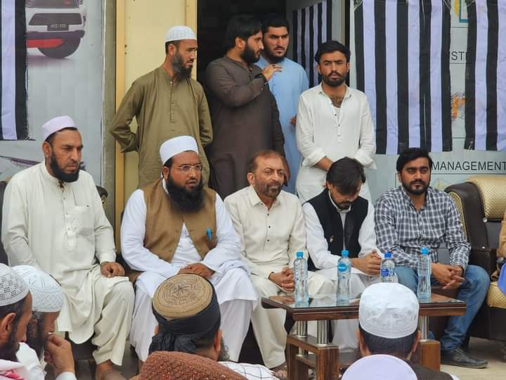 NailaQureshi190's tweet photo. جمیعت علماء اسلام کے اُمیدواروں نے سینئر ڈپٹی کنوینر #MQMPakistan و حق پرست اُمیدوار برائے قومی اسمبلی حلقہ این اے 244 @DFSMQM اور محمد راحیل کے حق میں دستبرداری کا اعلان کیا اور بھرپور حمایت کا یقین دلایا۔
#KarachiKaFaislaMQMP #PS116 https://t.co/EOKsqDH3YW